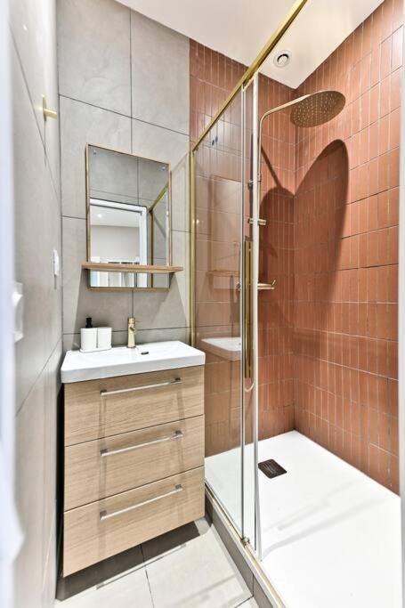 Appartement Proche Parc Monceau - III Paris Eksteriør billede
