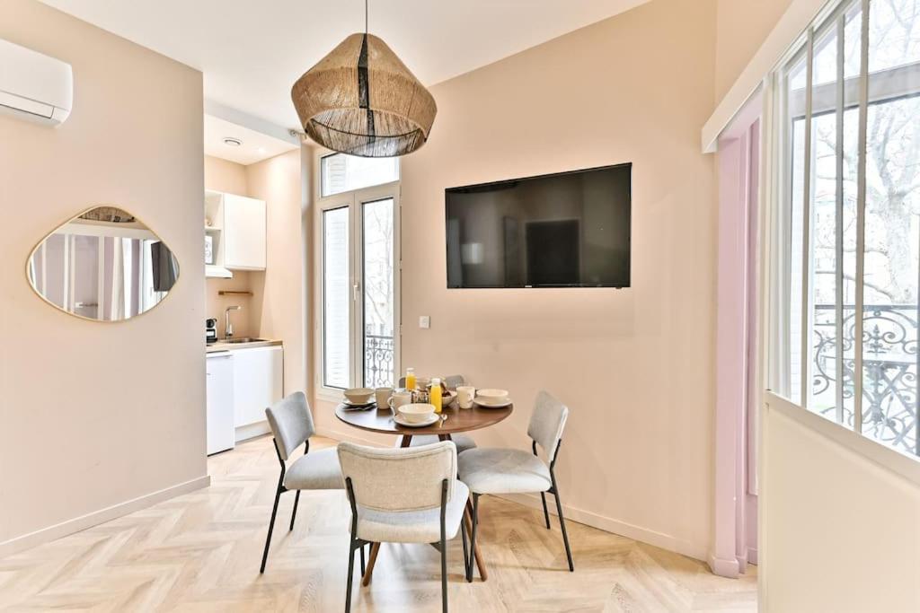 Appartement Proche Parc Monceau - III Paris Eksteriør billede